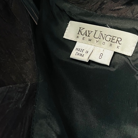 Gorgeous  elegant black floral sheath, size 8 by Kay Unger NY--Classy! - Picture 2 of 12